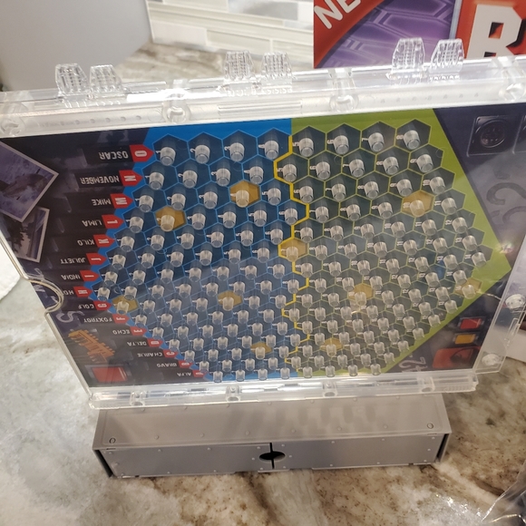 Battleship Tactical Combat Game new - Picture 7 of 7